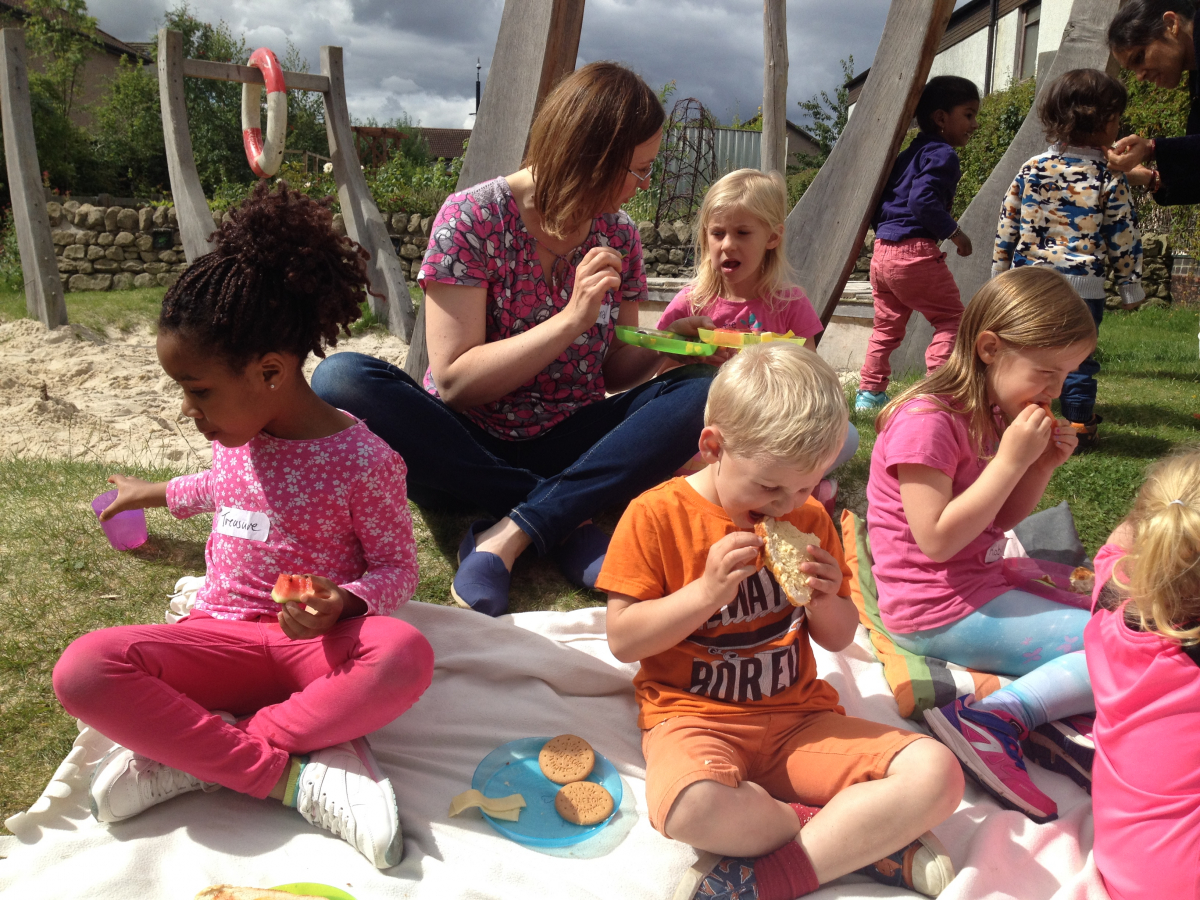 Picnic & Play • Licketyspit